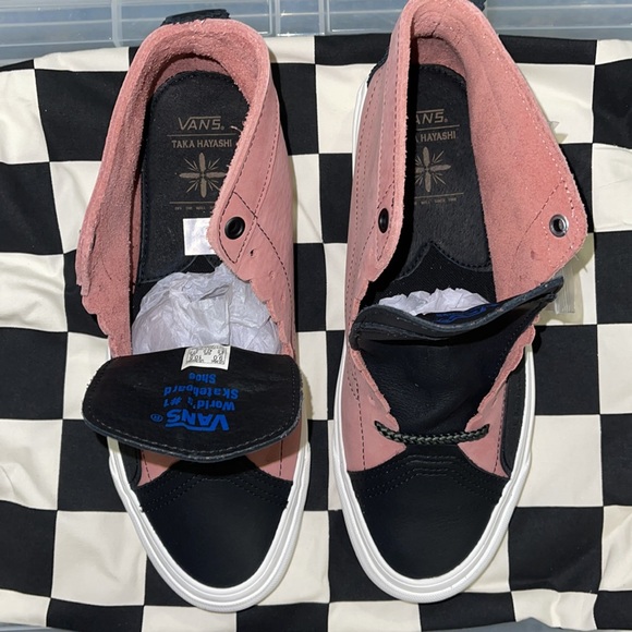 New VANS VAULT X Taka Hayashia TH SK8 Skool LX in Nubuck Leather Old Rose/ Black - Picture 10 of 16